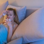Transpirațiile nocturne: 9 cauze frecvente